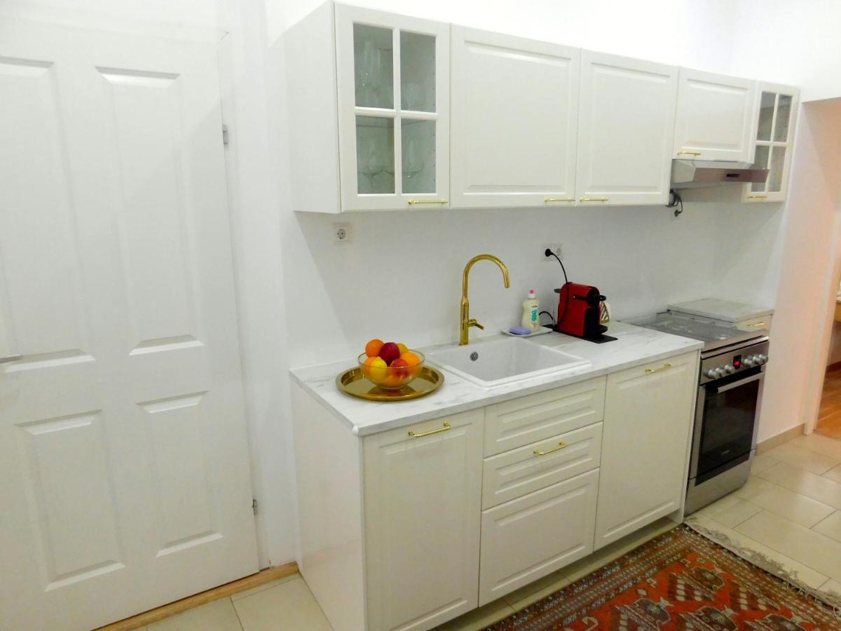 Ruhige, Ganze Wohnung Sissi In Zentrumsnahe 비엔나 외부 사진